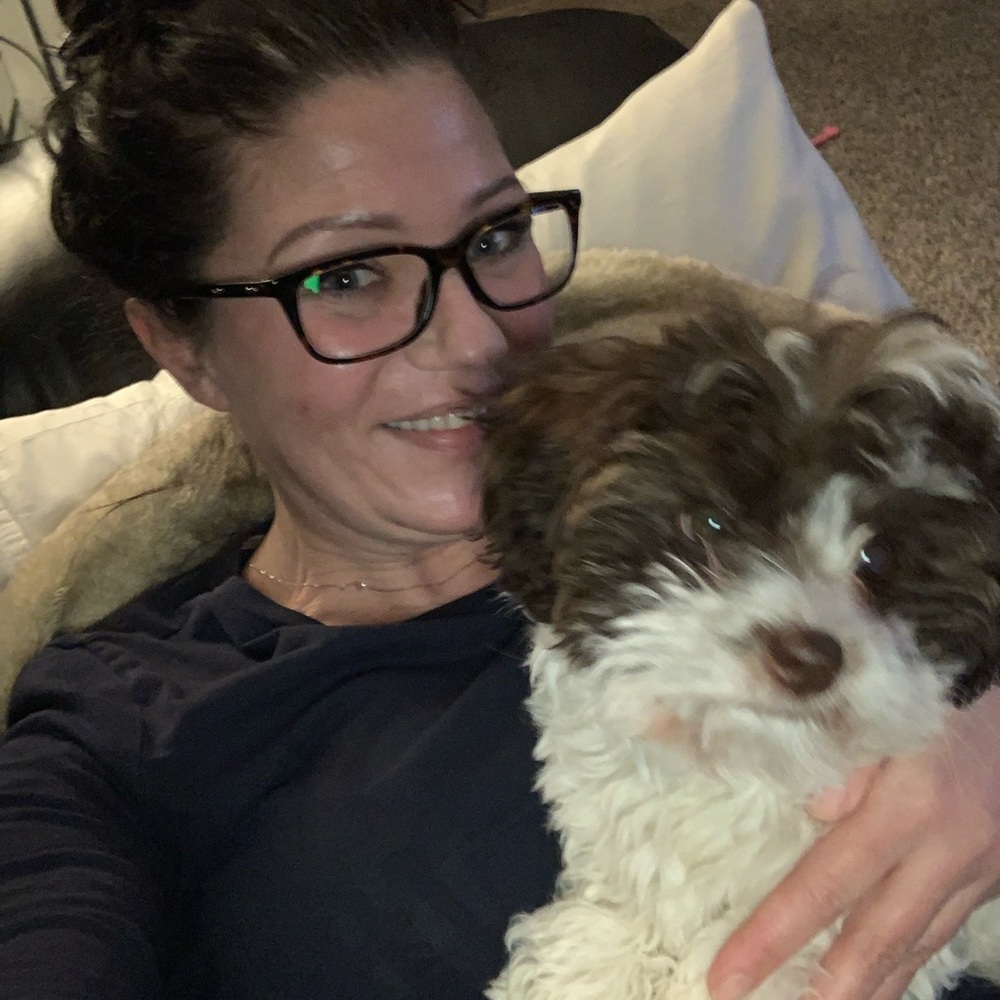 Meet your Posher, Elizabeth